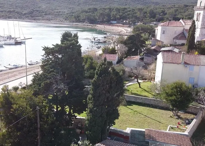 Sirena Osor With Sea View * Мали-Лошинь