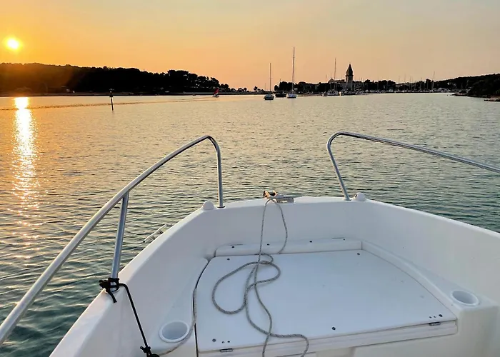 Sirena Osor With Sea View * Мали-Лошинь